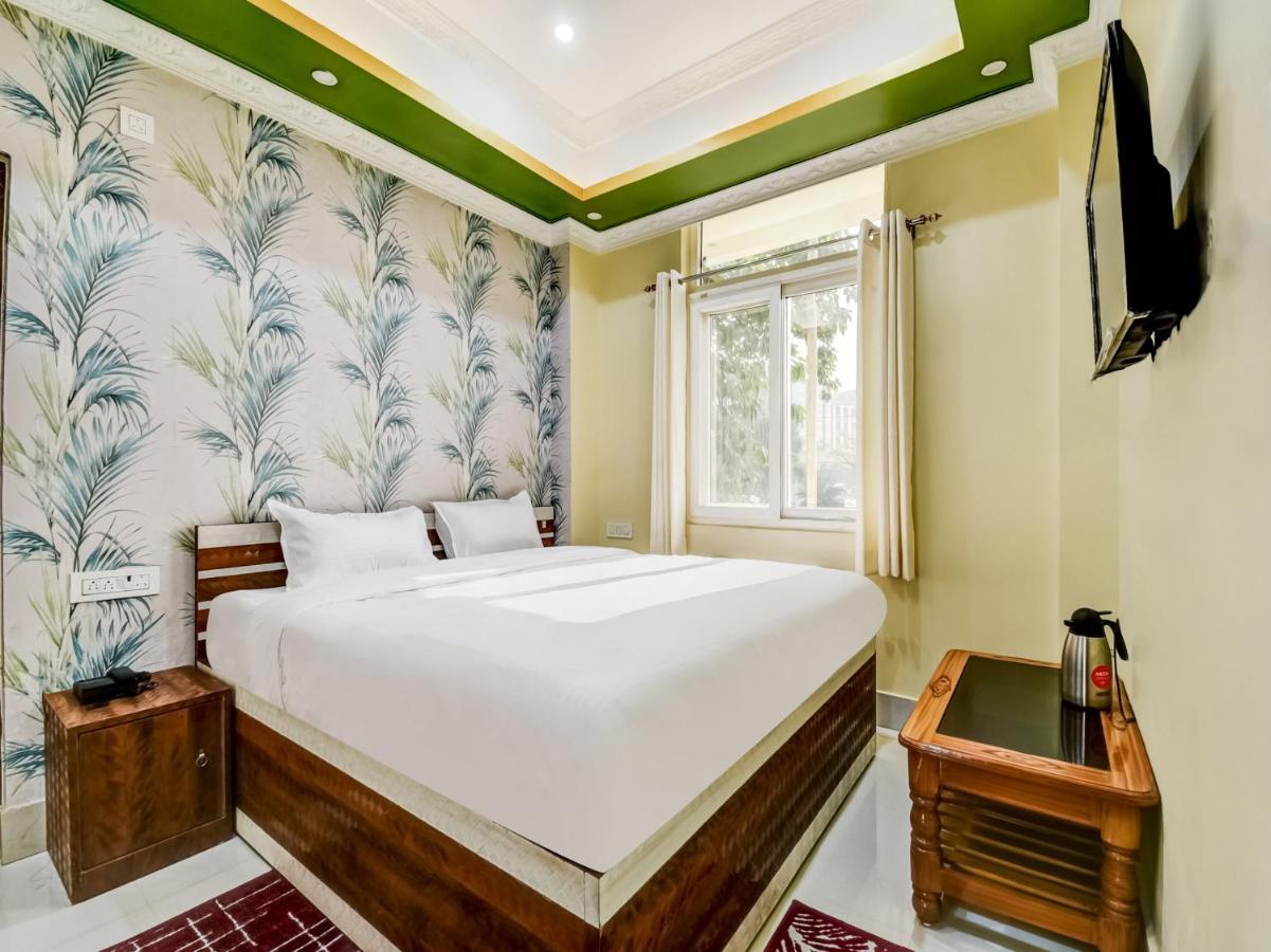 Capital O 86006 Hotel G Diamond Patna (Bihar) Dış mekan fotoğraf